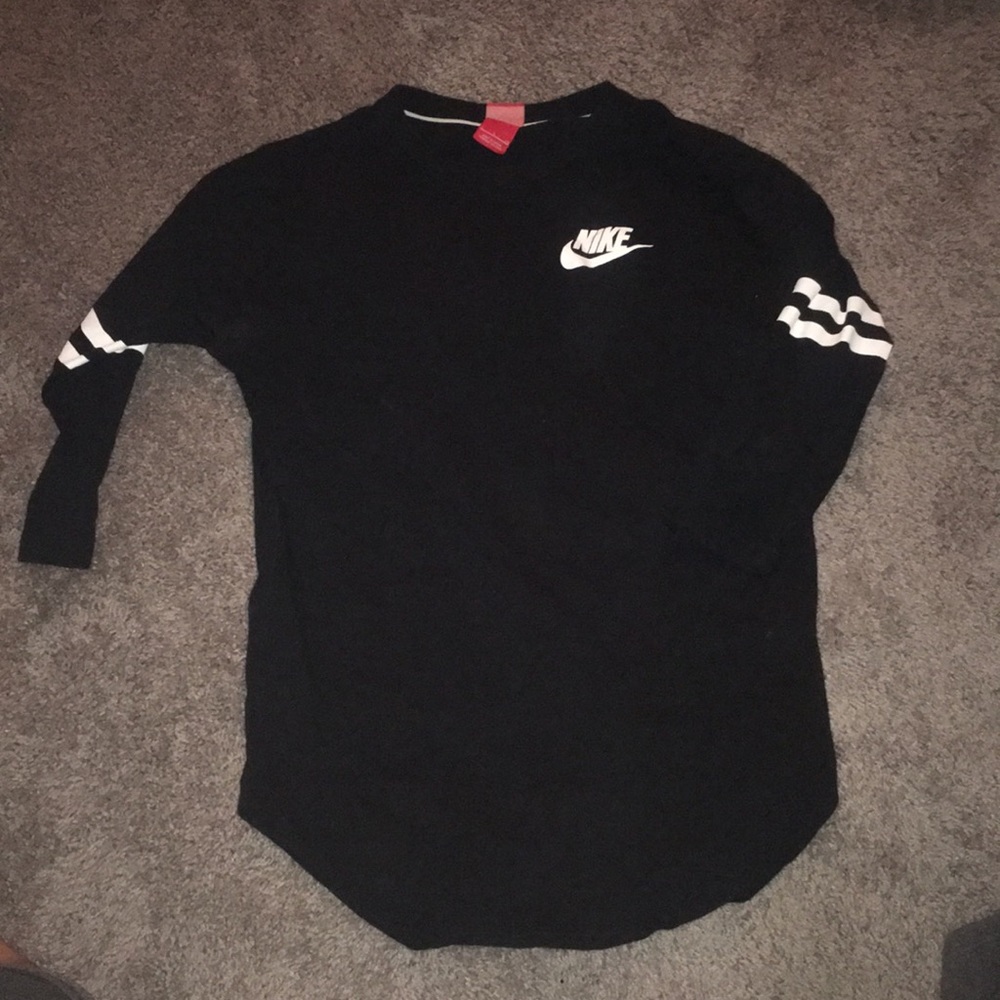 nike varsity 3/4 sleeve top